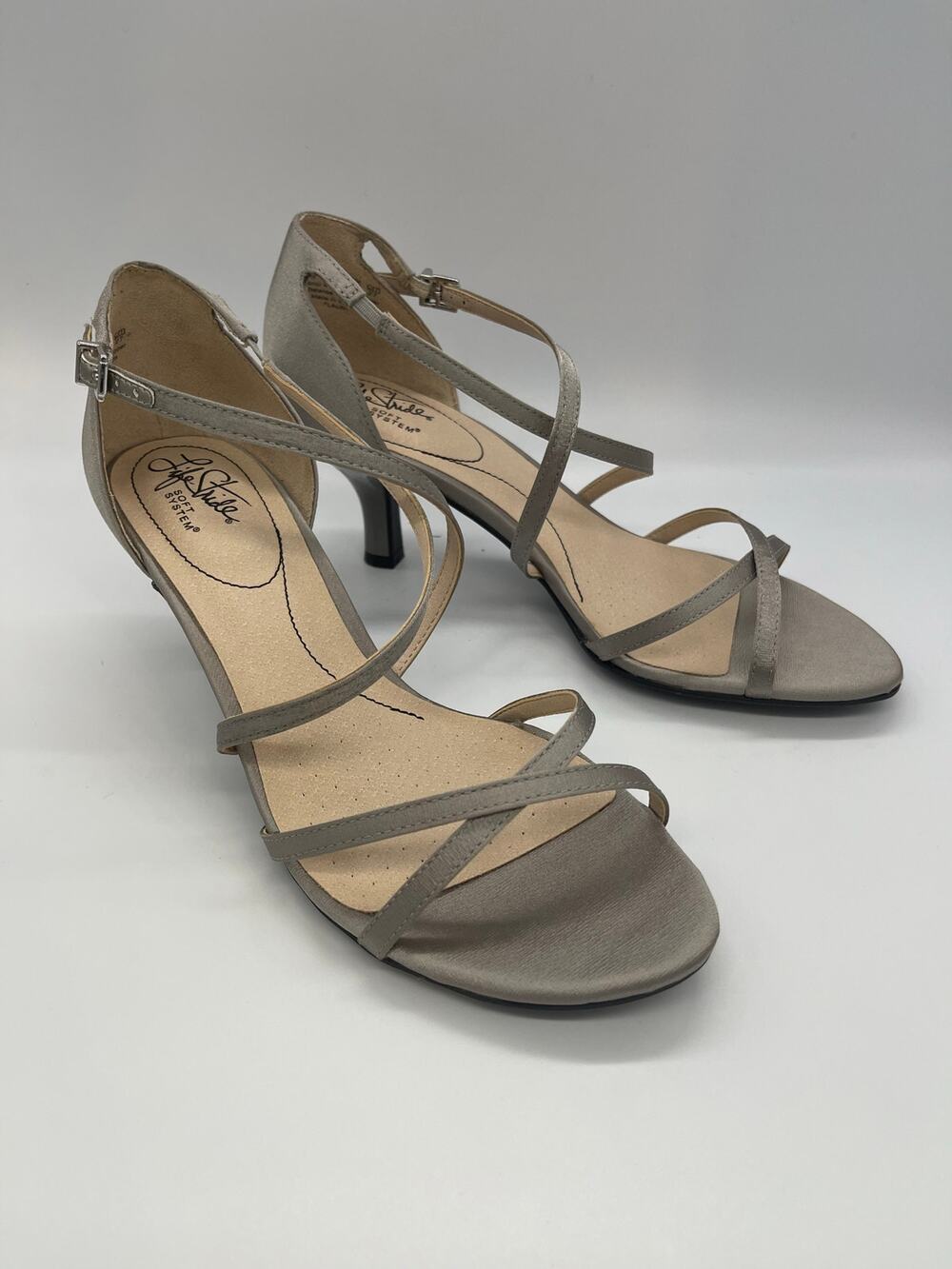 Life Stride Silver Flaunt Strappy Women's Dress Sandals Shoes Heels Size 10W